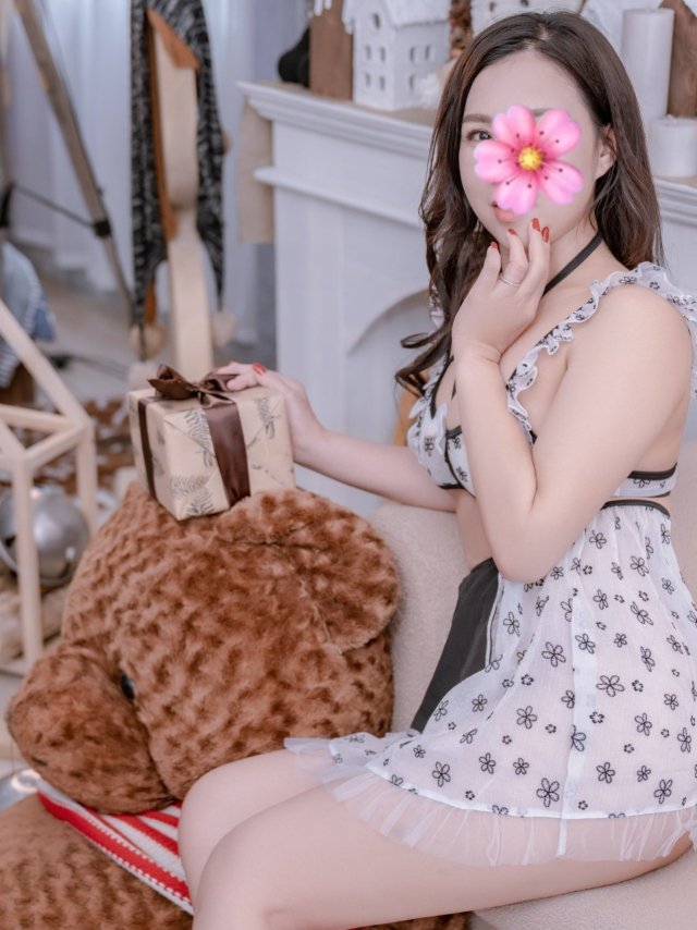 Diệu Thúy gái gọi quận 4 hàng mới xinh tươi