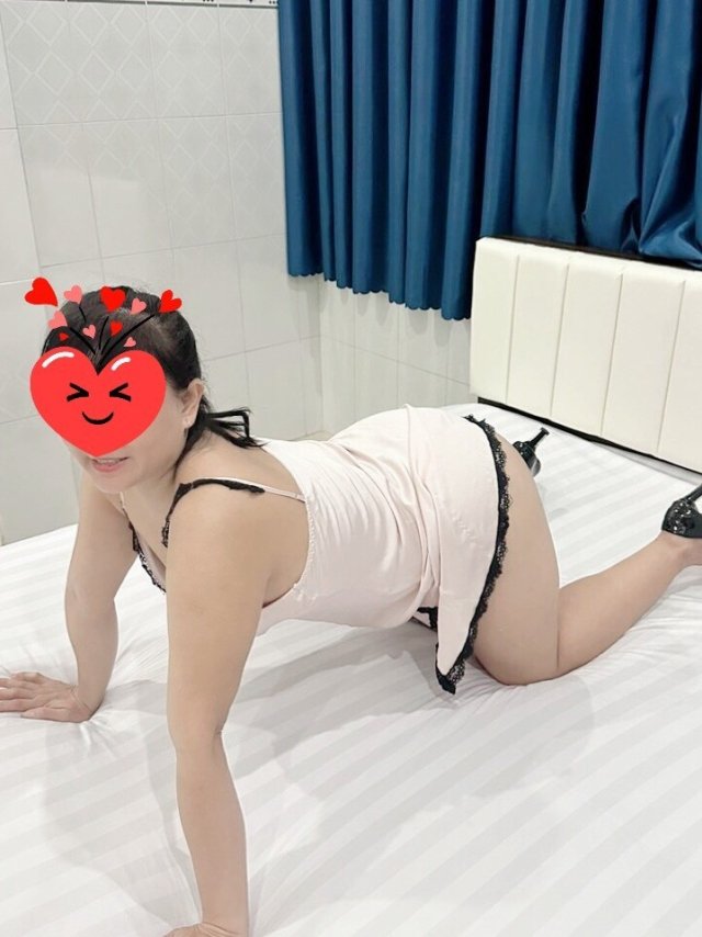Mai Anh gái gọi nguyễn thị nhỏ quân 11 mông to vú bím hồng hào